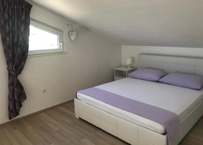 Purple Loft * Hvar Town